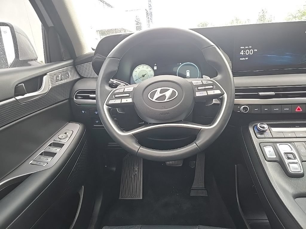 Certified 2024 Hyundai Palisade Limited AWD/4WD image 42