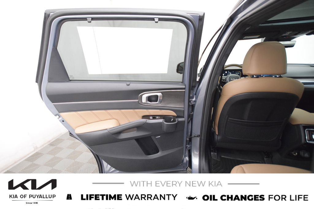 New 2025 Kia Sorento SX Prestige w/ Olive Brown Leather Package image 11