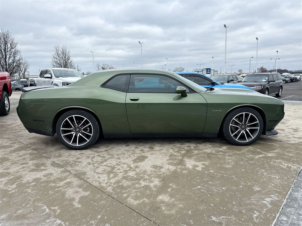 Used 2022 Dodge Challenger R/T w/ Plus Package image 5