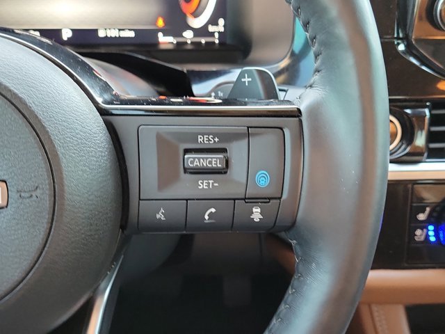 Used 2023 Nissan Pathfinder Platinum image 15