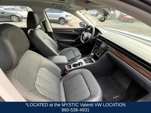 Used 2020 Volkswagen Passat 2.0T SEL FWD image 24