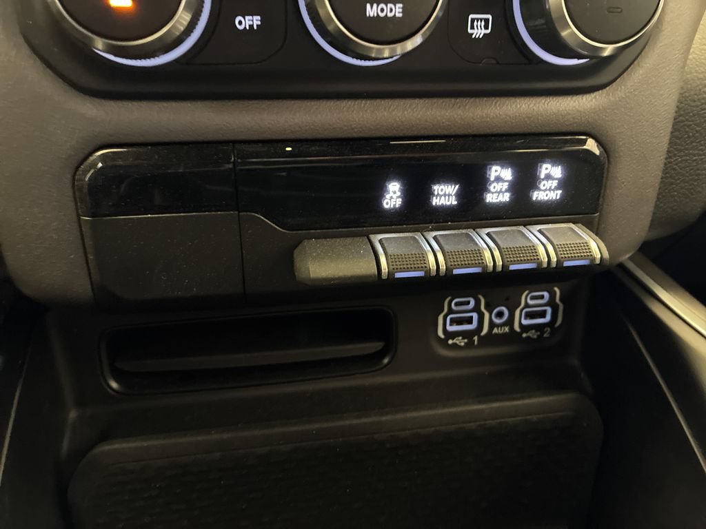 Used 2022 RAM 1500 Big Horn AWD/4WD image 23