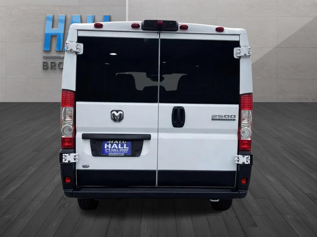 Used 2025 RAM ProMaster 2500 w/ U-Haul Equipment Group FWD image 4