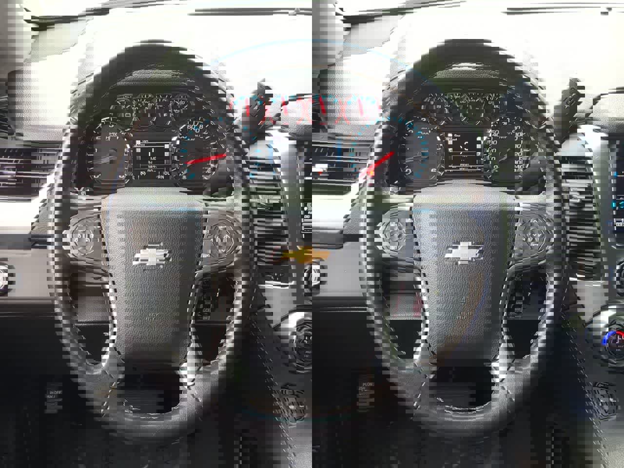 Used 2019 Chevrolet Suburban LT image 22