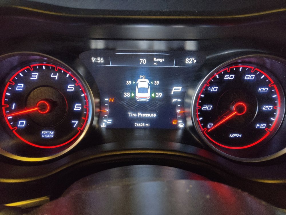 Used 2020 Dodge Charger SXT image 23