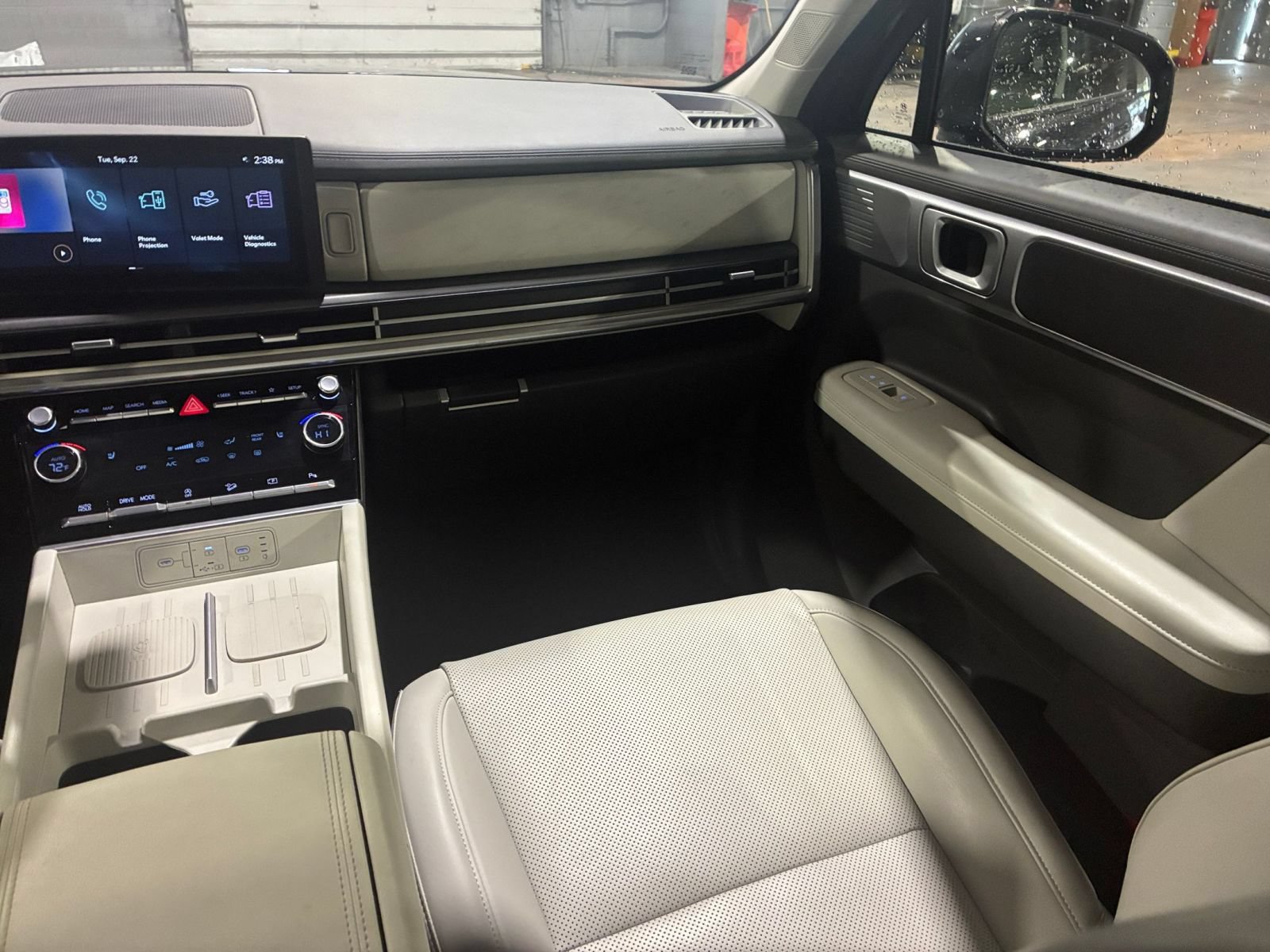Used 2026 Hyundai Santa Fe SEL FWD image 31