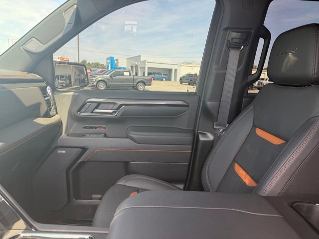 Used 2026 GMC Sierra 1500 AT4 w/ AT4 Premium Package AWD/4WD image 19