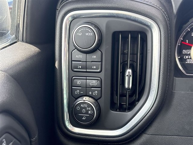 Used 2021 Chevrolet Silverado 1500 LT Trail Boss w/ Convenience Package II image 17