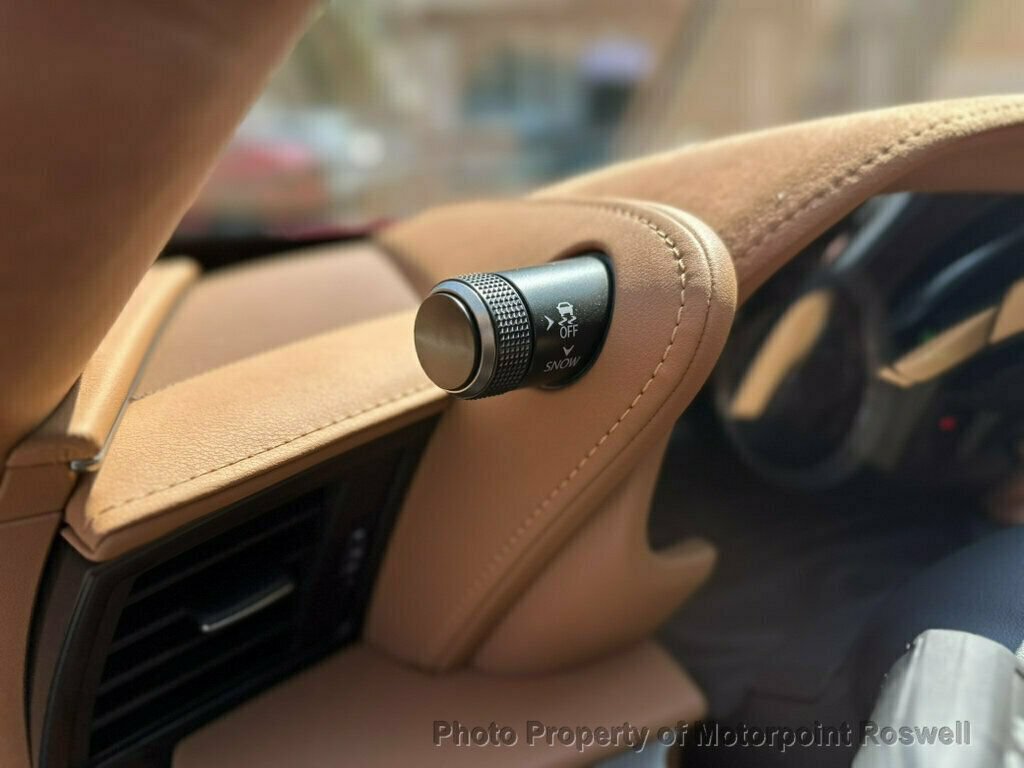 Used 2024 Lexus LC 500 Coupe w/ Dynamic Handling Package RWD image 31