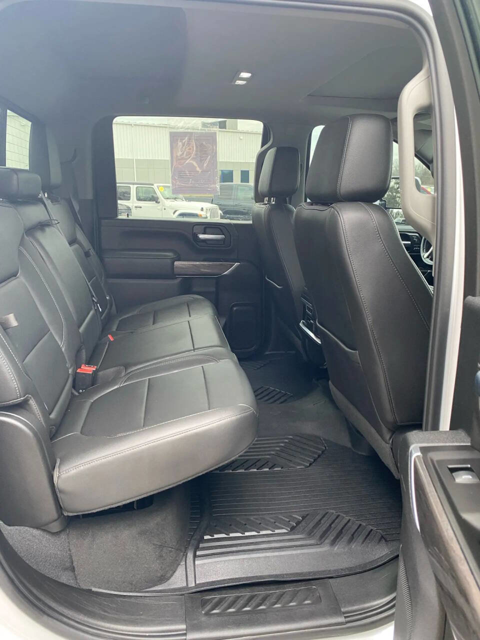 Used 2020 Chevrolet Silverado 2500 LTZ w/ LTZ Premium Package image 30