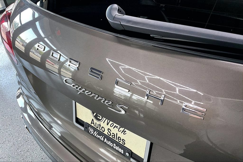 Used 2016 Porsche Cayenne S AWD/4WD image 26
