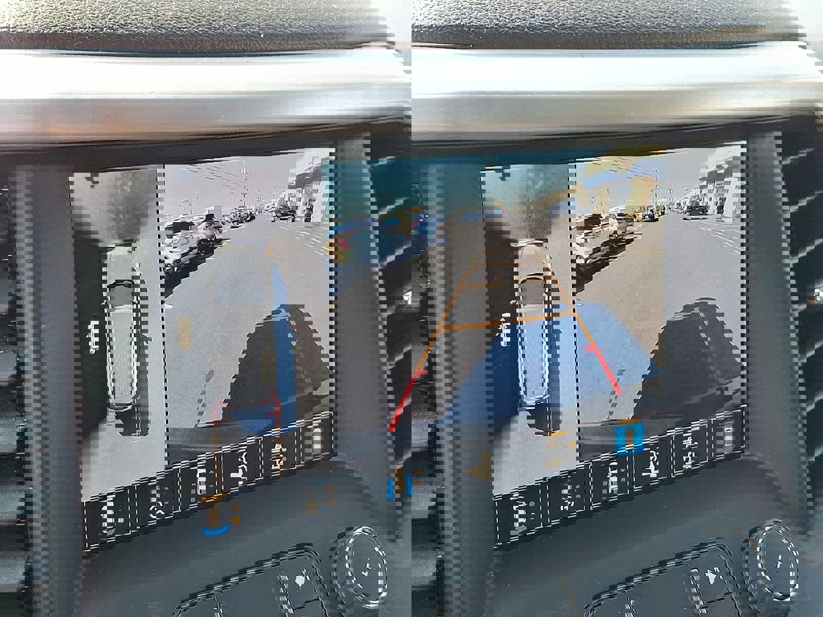 Certified 2023 GMC Acadia SLT w/ Technology Package image 15