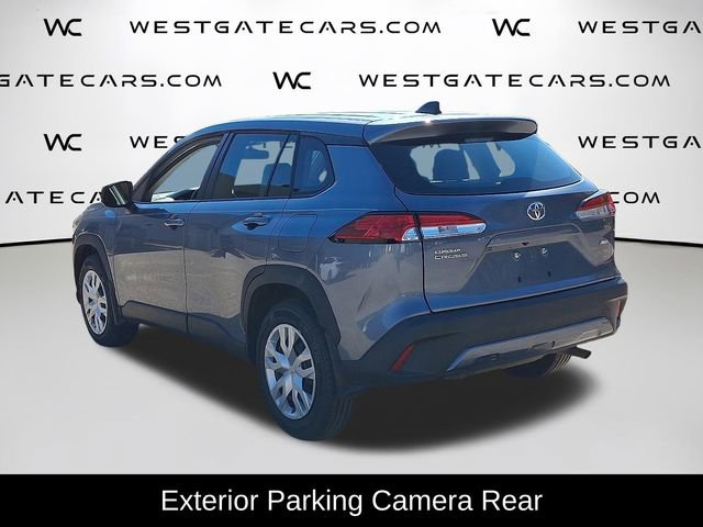 Used 2022 Toyota Corolla Cross L image 5