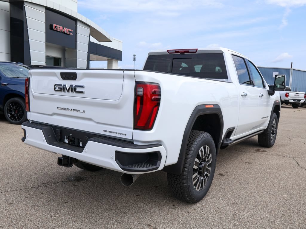 New 2026 GMC Sierra 3500 Denali Ultimate AWD/4WD image 3