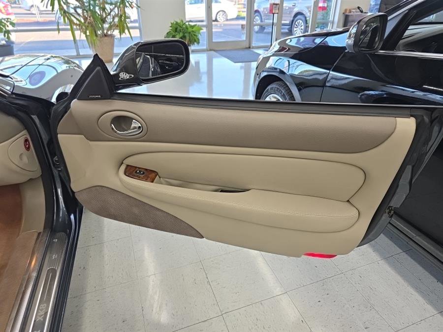 Used 2000 Jaguar XK8 Convertible image 10