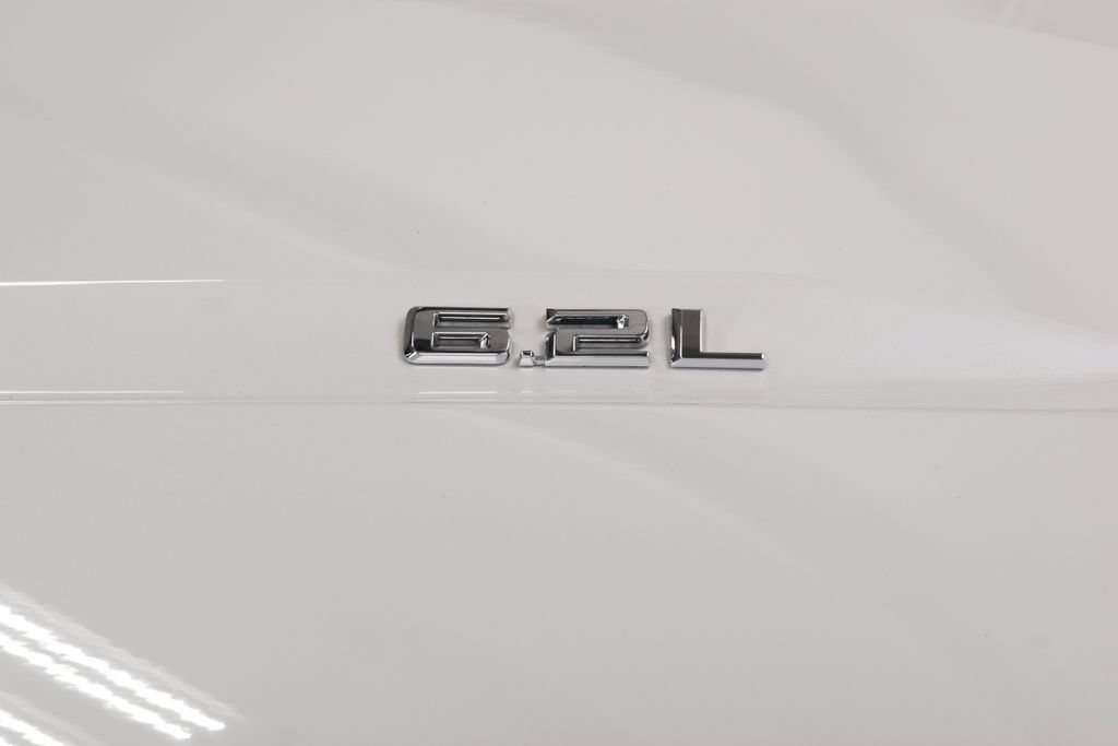 Used 2024 Chevrolet Silverado 1500 High Country AWD/4WD image 16