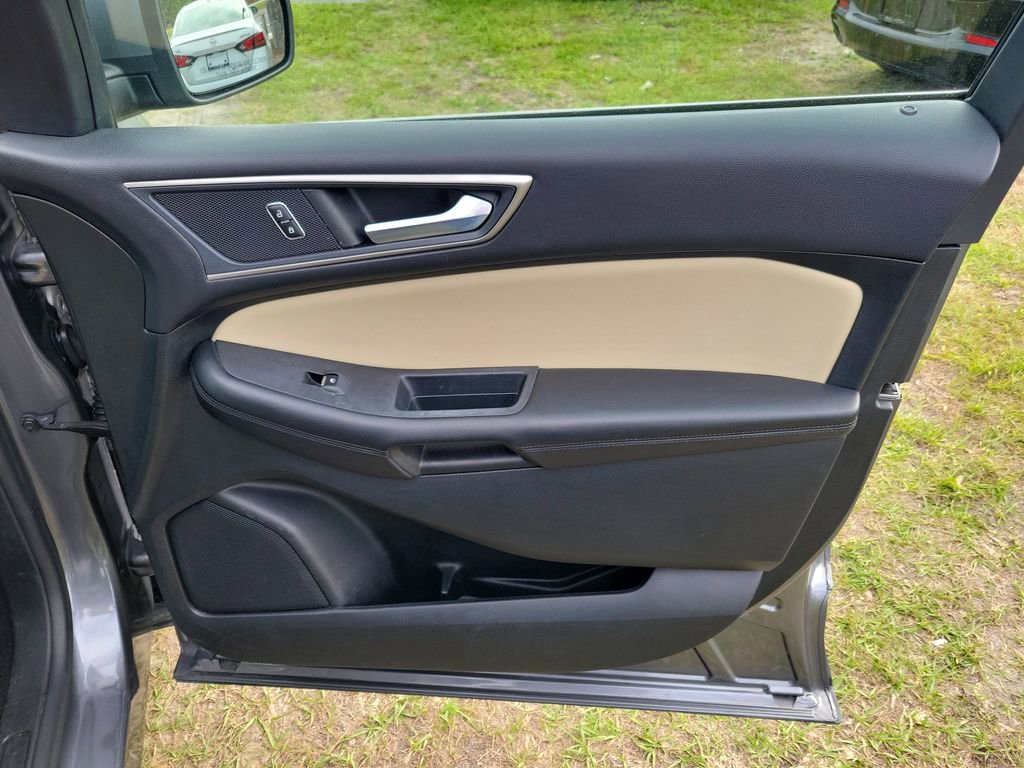 Used 2022 Ford Edge SEL AWD/4WD image 37