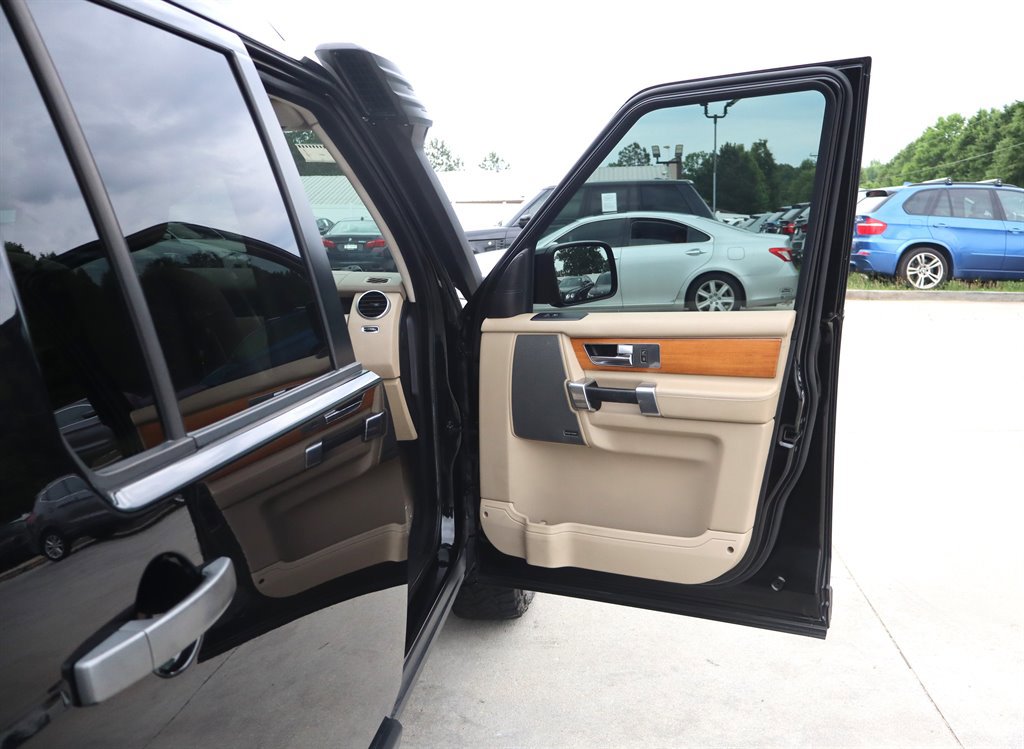 Used 2010 Land Rover LR4 HSE AWD/4WD image 43