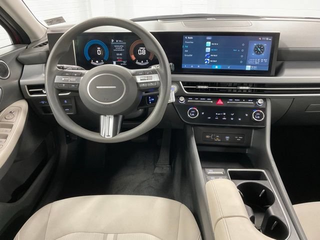 Used 2025 Hyundai Sonata SEL FWD image 15