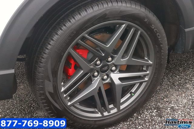 Certified 2025 Ford Explorer ST-Line w/ Premium Package AWD/4WD image 7