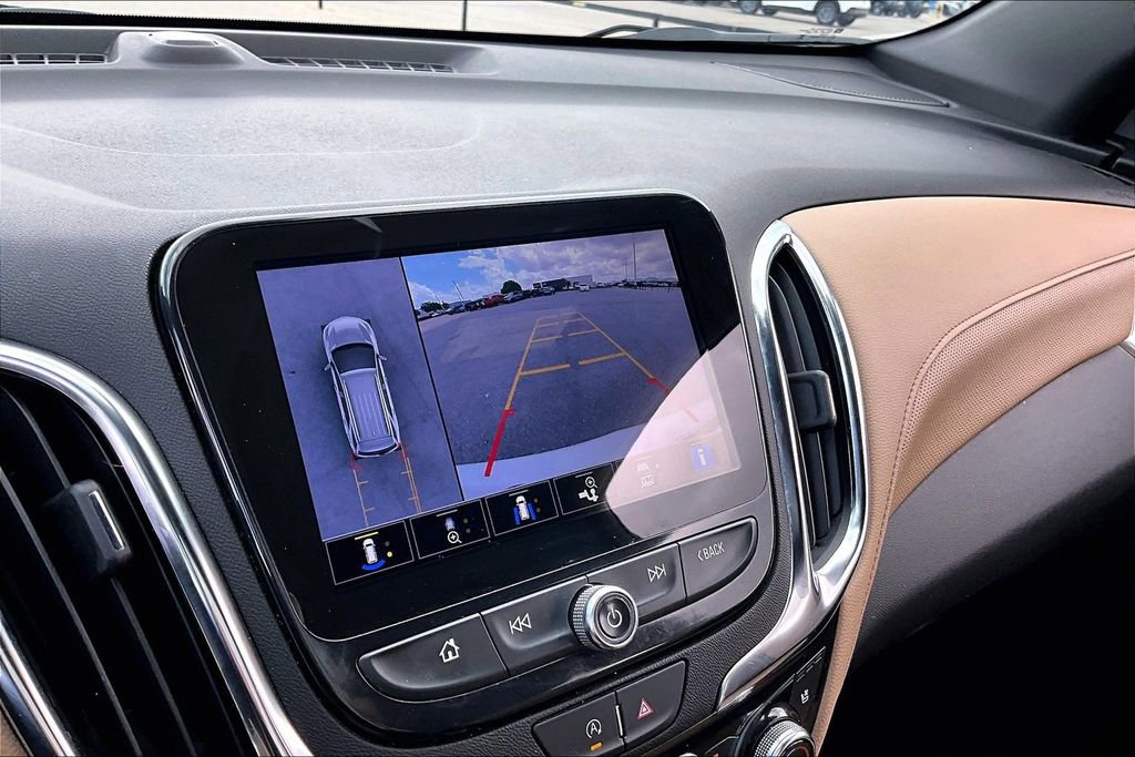 Used 2024 Chevrolet Equinox Premier image 22