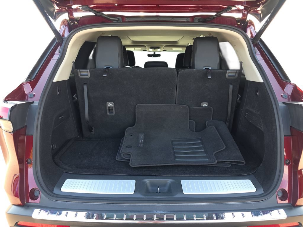 Used 2023 INFINITI QX60 Sensory w/ Cargo Package AWD/4WD image 30
