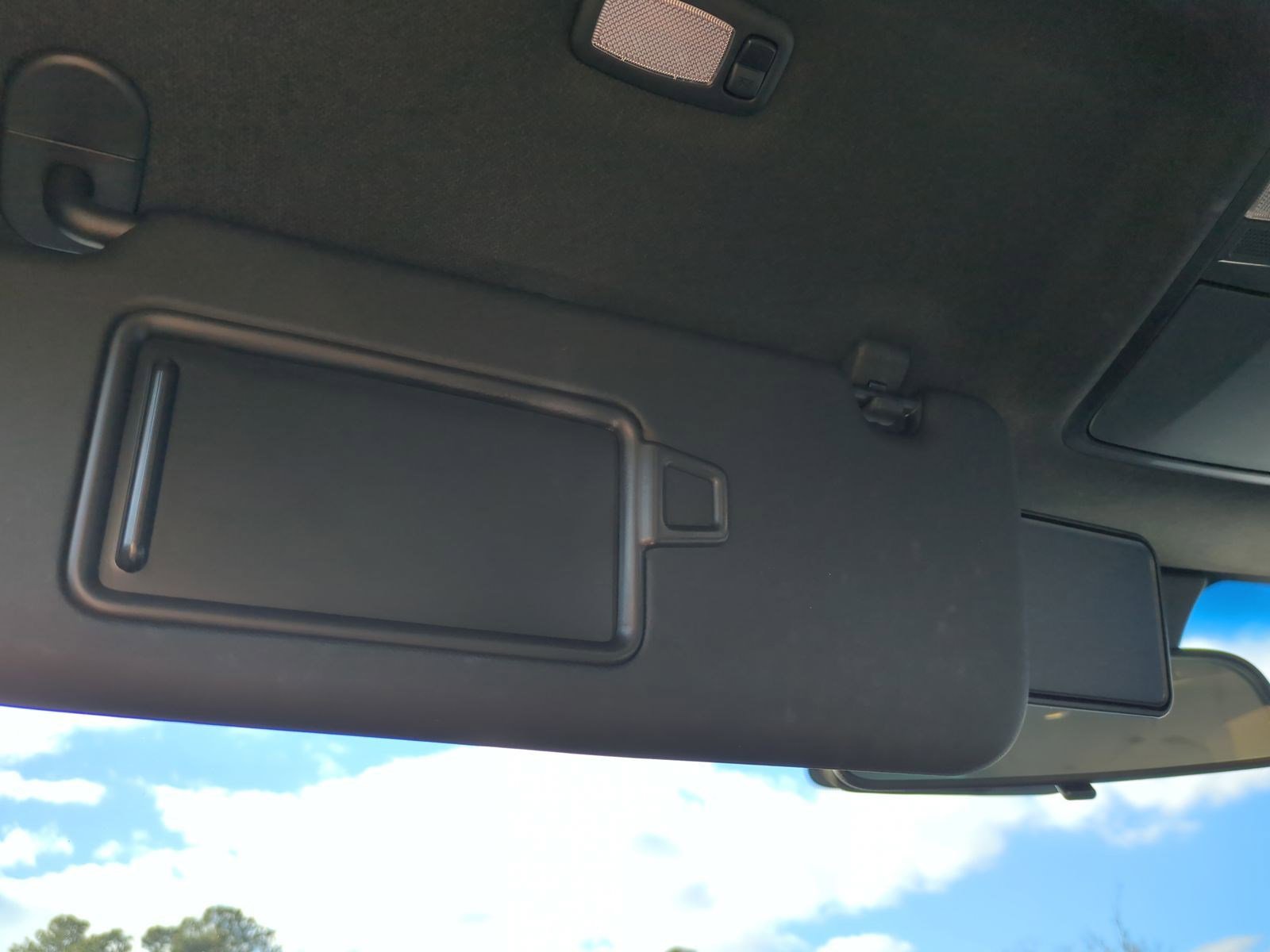 Used 2019 Hyundai Elantra GT N Line image 29