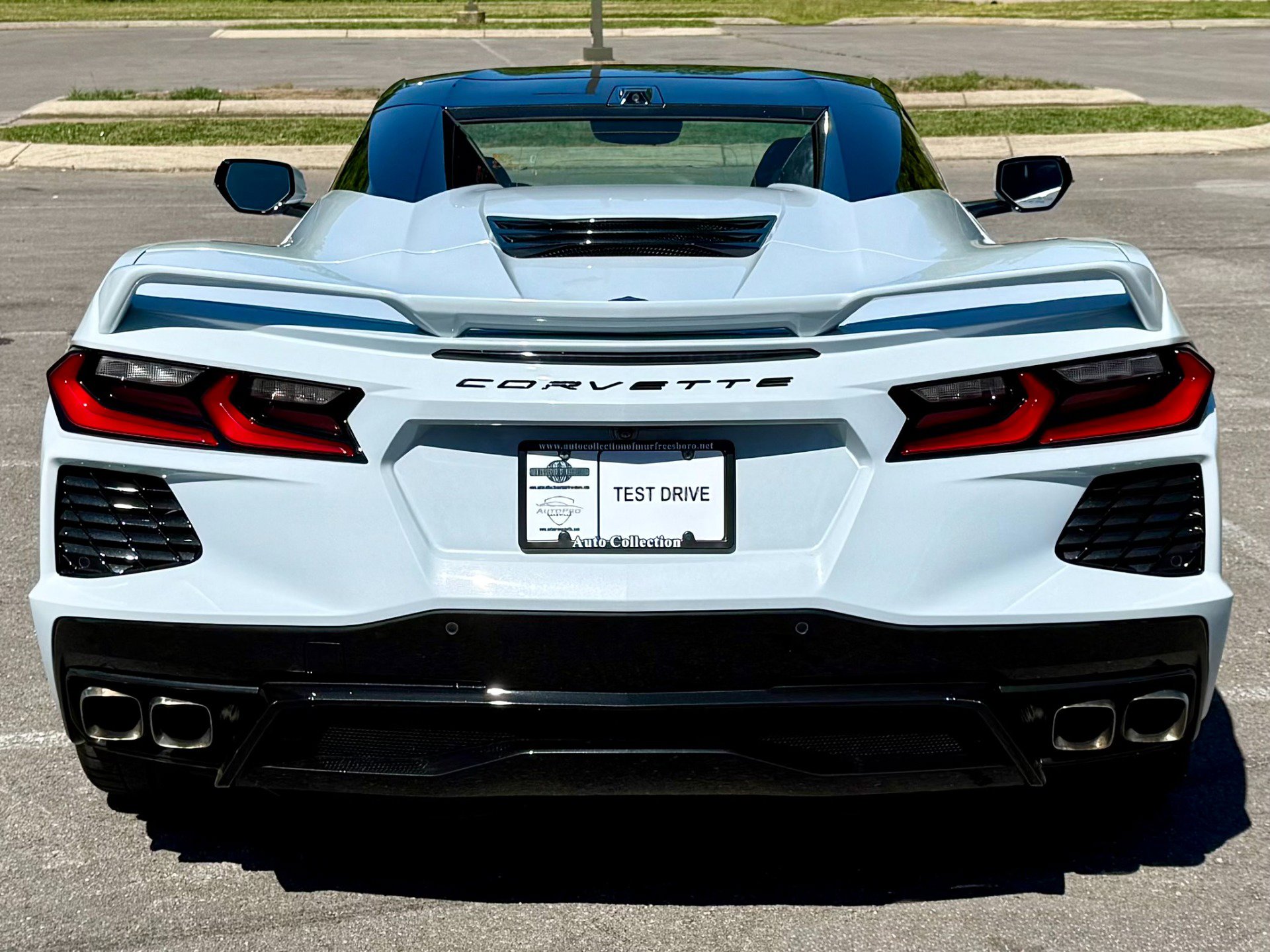 Used 2020 Chevrolet Corvette Stingray Premium Conv w/ 3LT Preferred Equipment Group RWD image 16