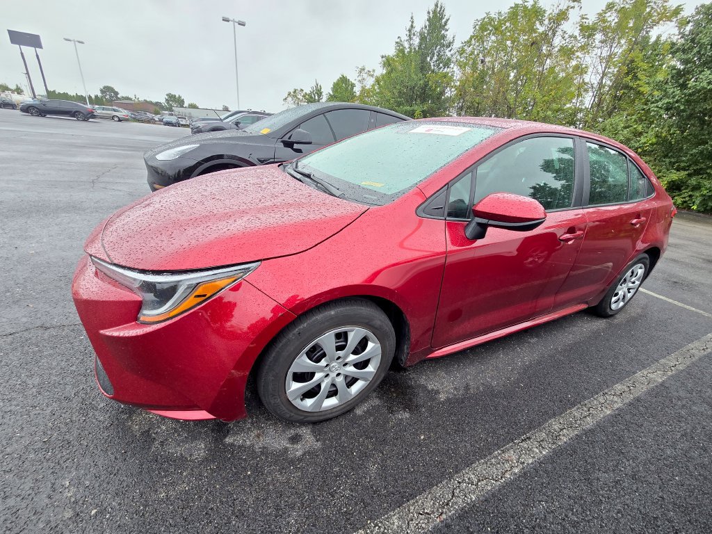 Certified 2022 Toyota Corolla LE w/ Carpet Mat Package (TMS) FWD image 5