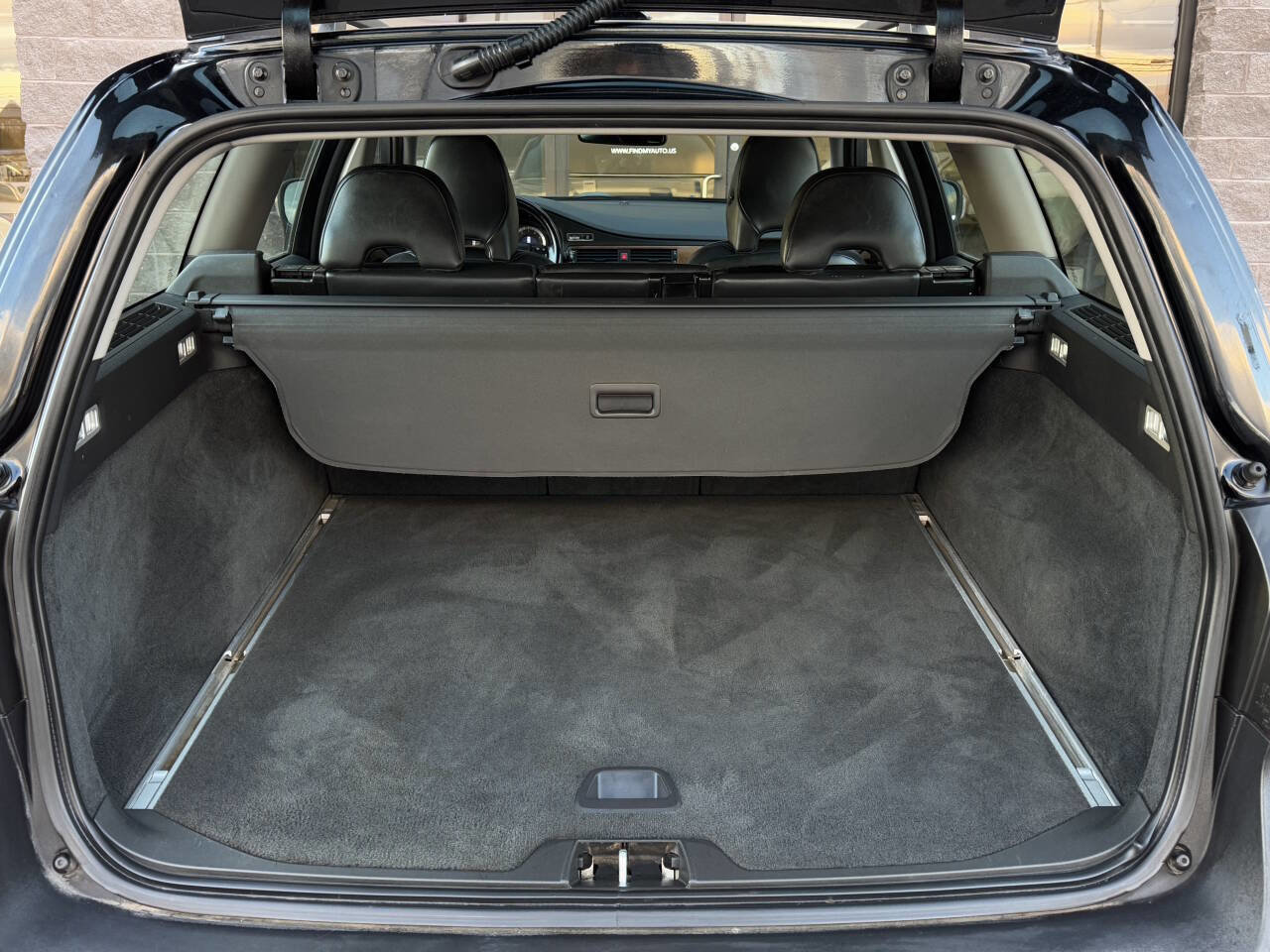 Used 2010 Volvo XC70 3.2 image 48