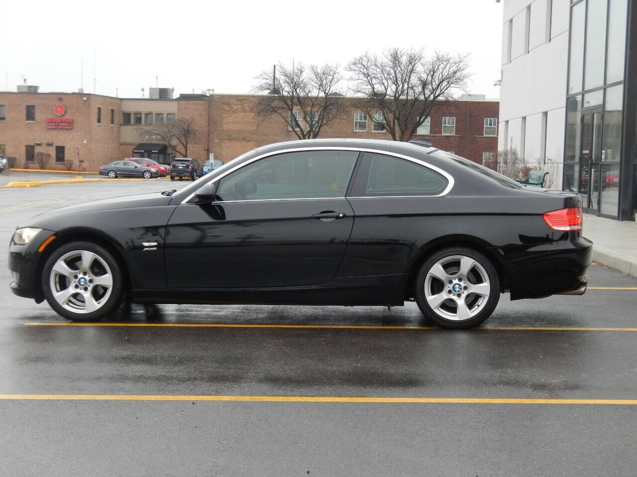 Used 2009 BMW 328i xDrive Coupe AWD/4WD image 11