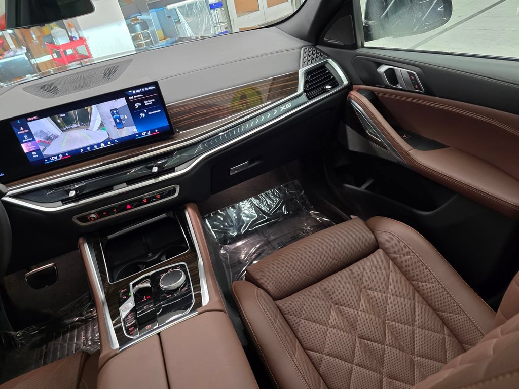 Used 2026 BMW X6 xDrive40i AWD/4WD image 38