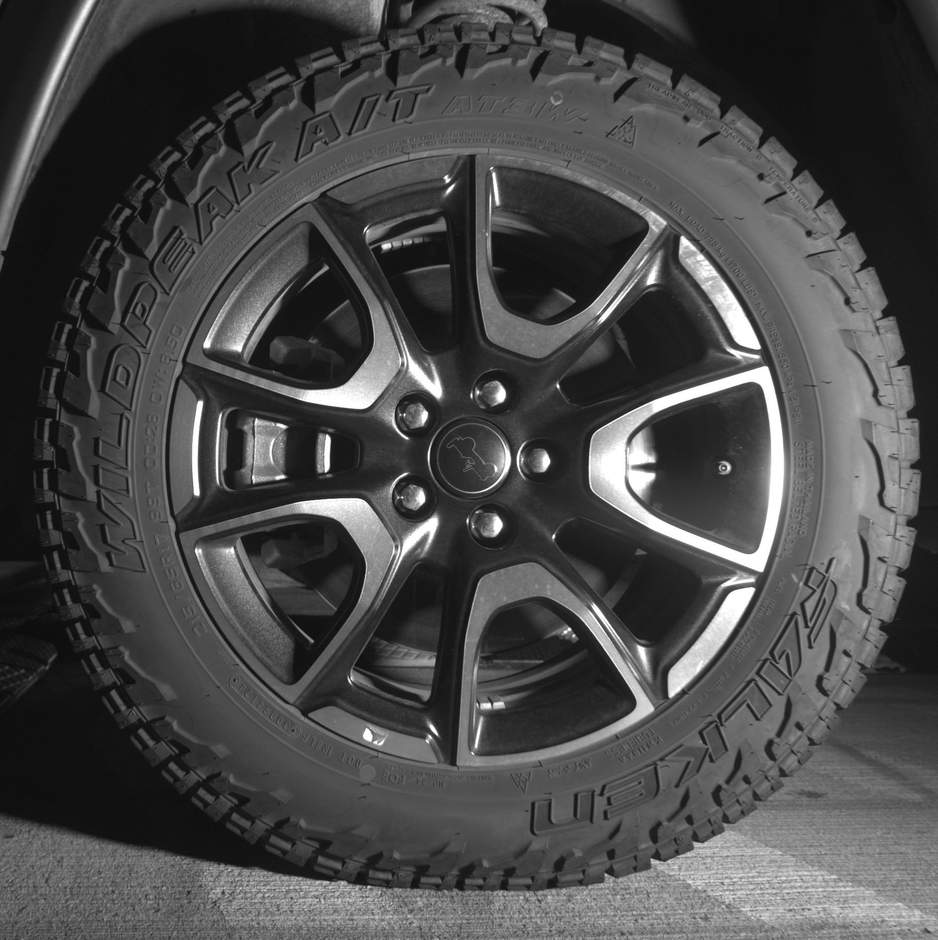 Used 2025 Jeep Compass Trailhawk image 12