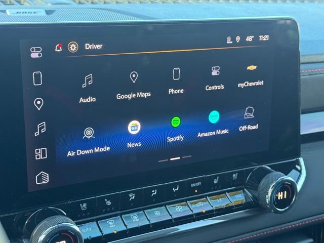 Used 2025 Chevrolet Colorado Z71 w/ Technology Package image 45