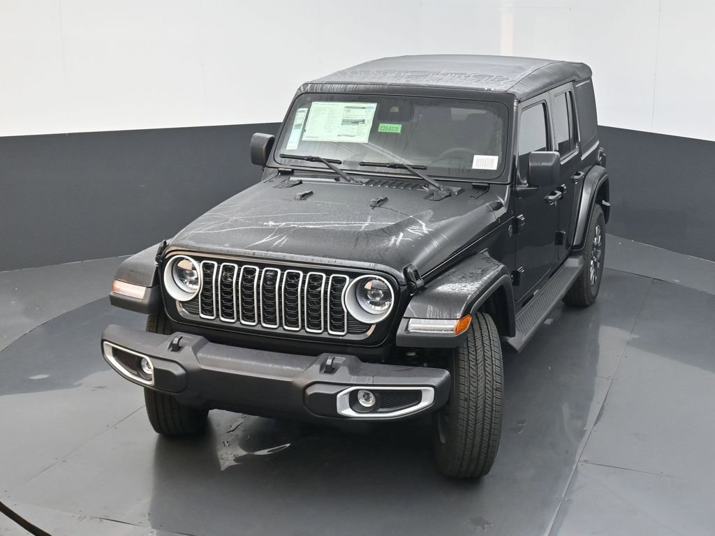 New 2025 Jeep Wrangler Sahara image 34