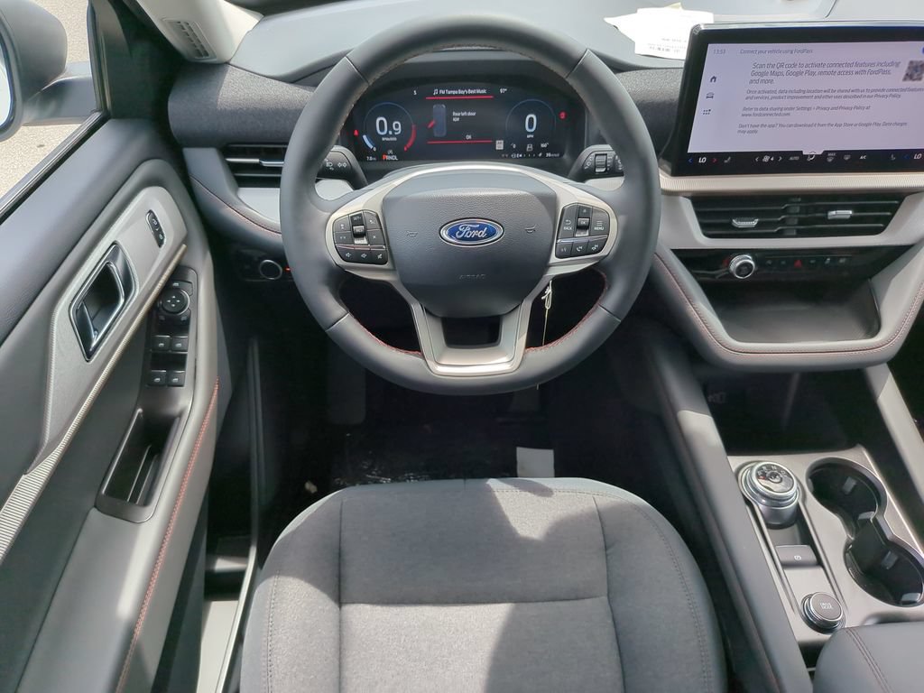 New 2026 Ford Explorer Active RWD image 13