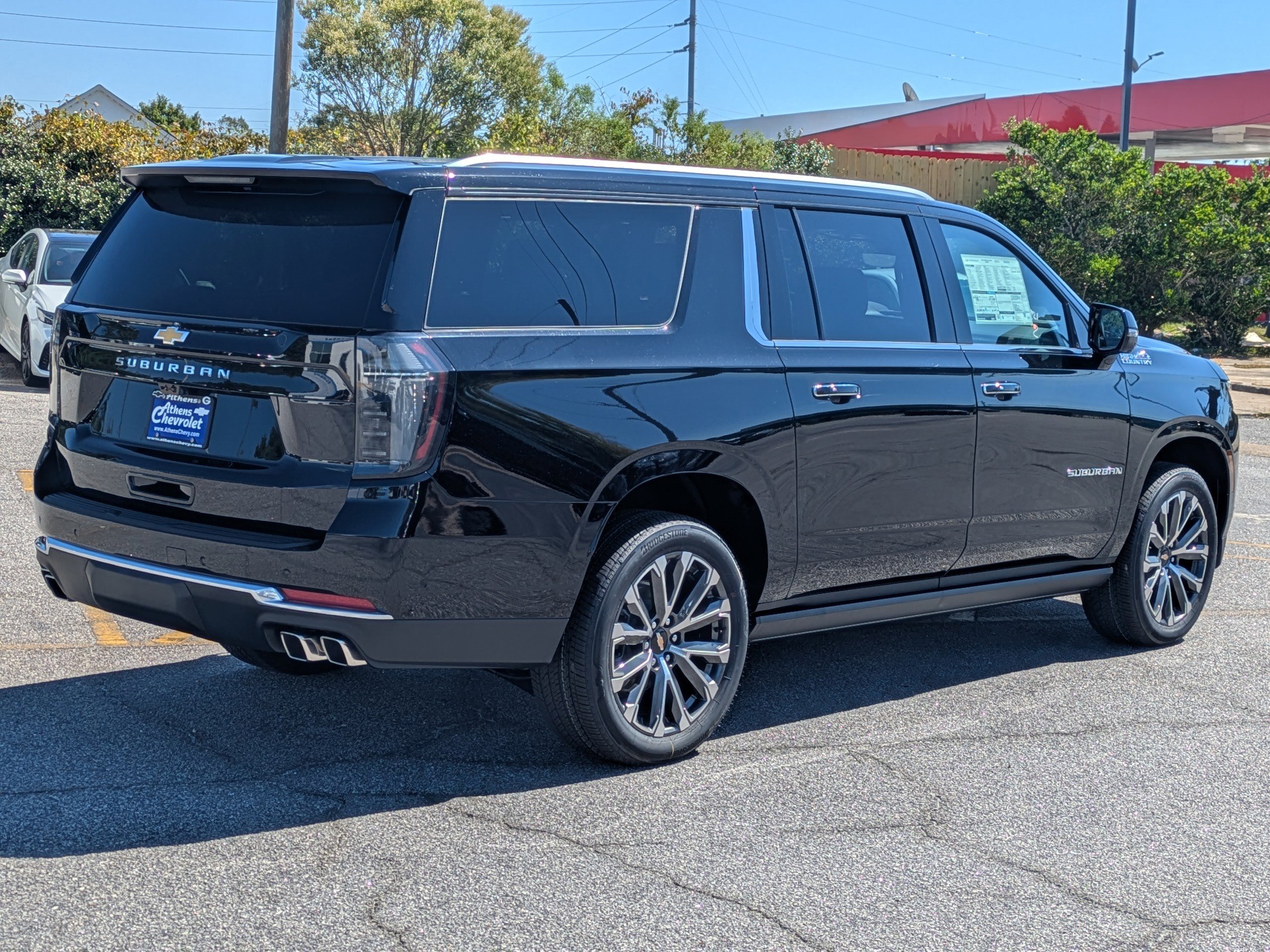 New 2026 Chevrolet Suburban High Country image 4