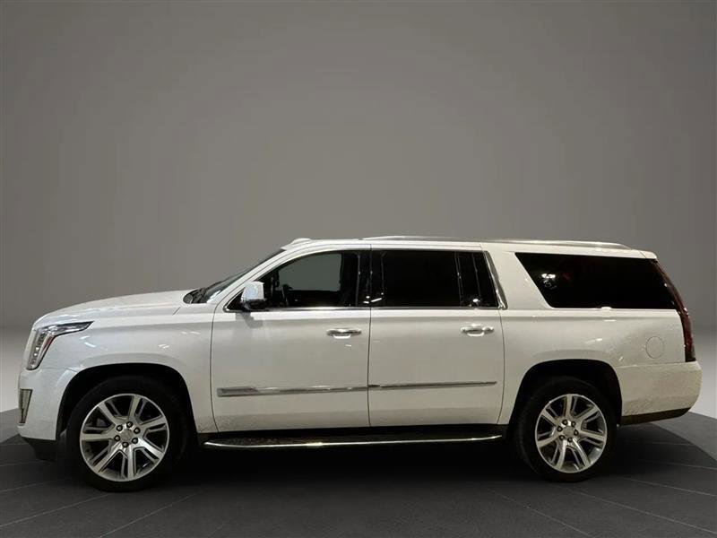Used 2016 Cadillac Escalade ESV Luxury AWD/4WD image 2