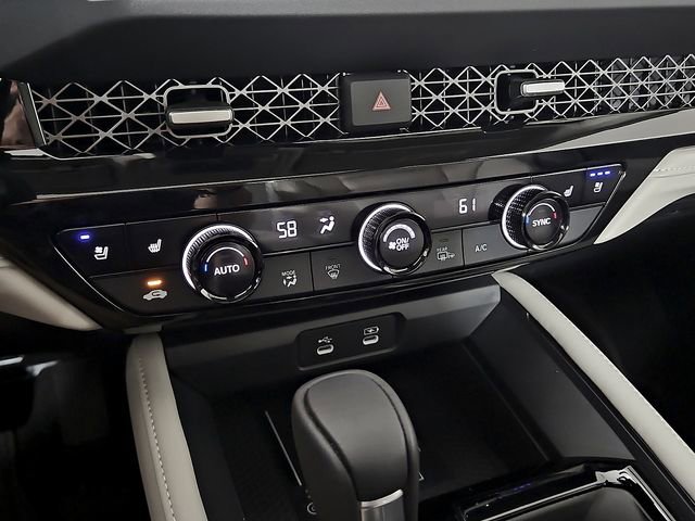 Used 2025 Honda Accord Touring image 16