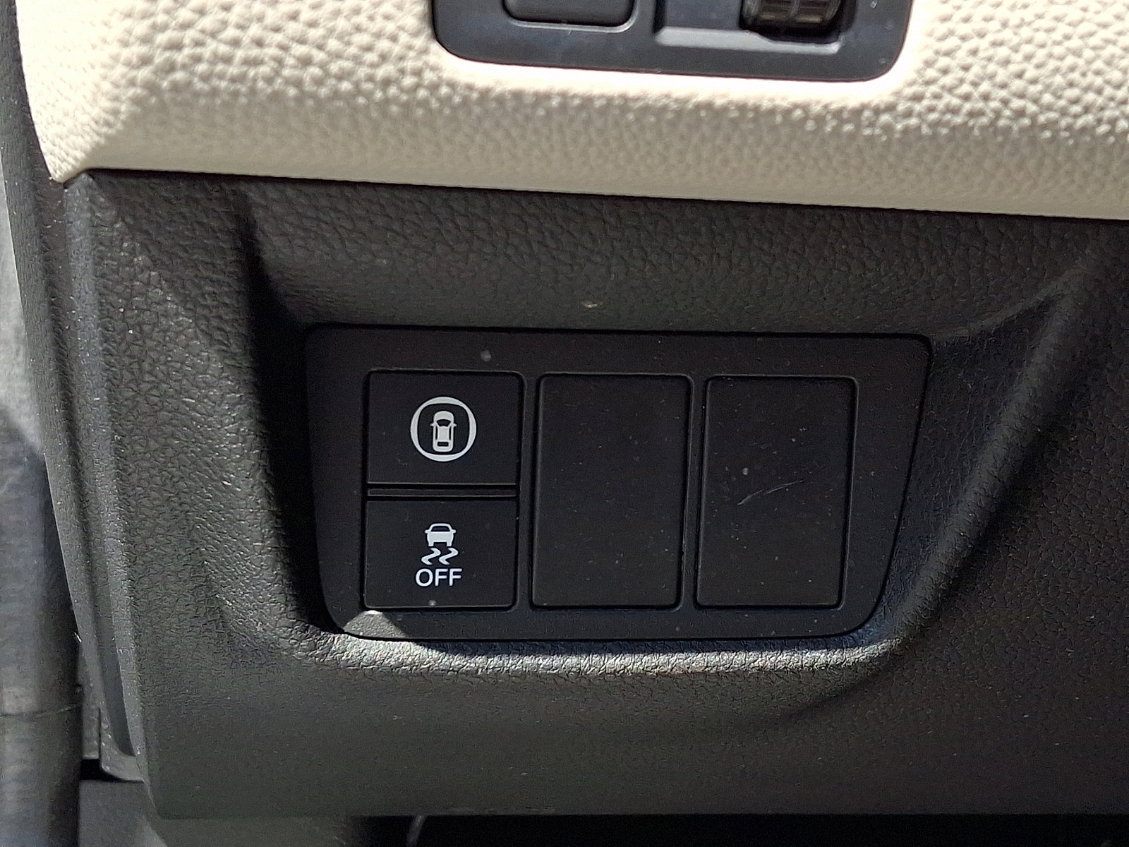 Used 2019 Honda Accord LX image 25