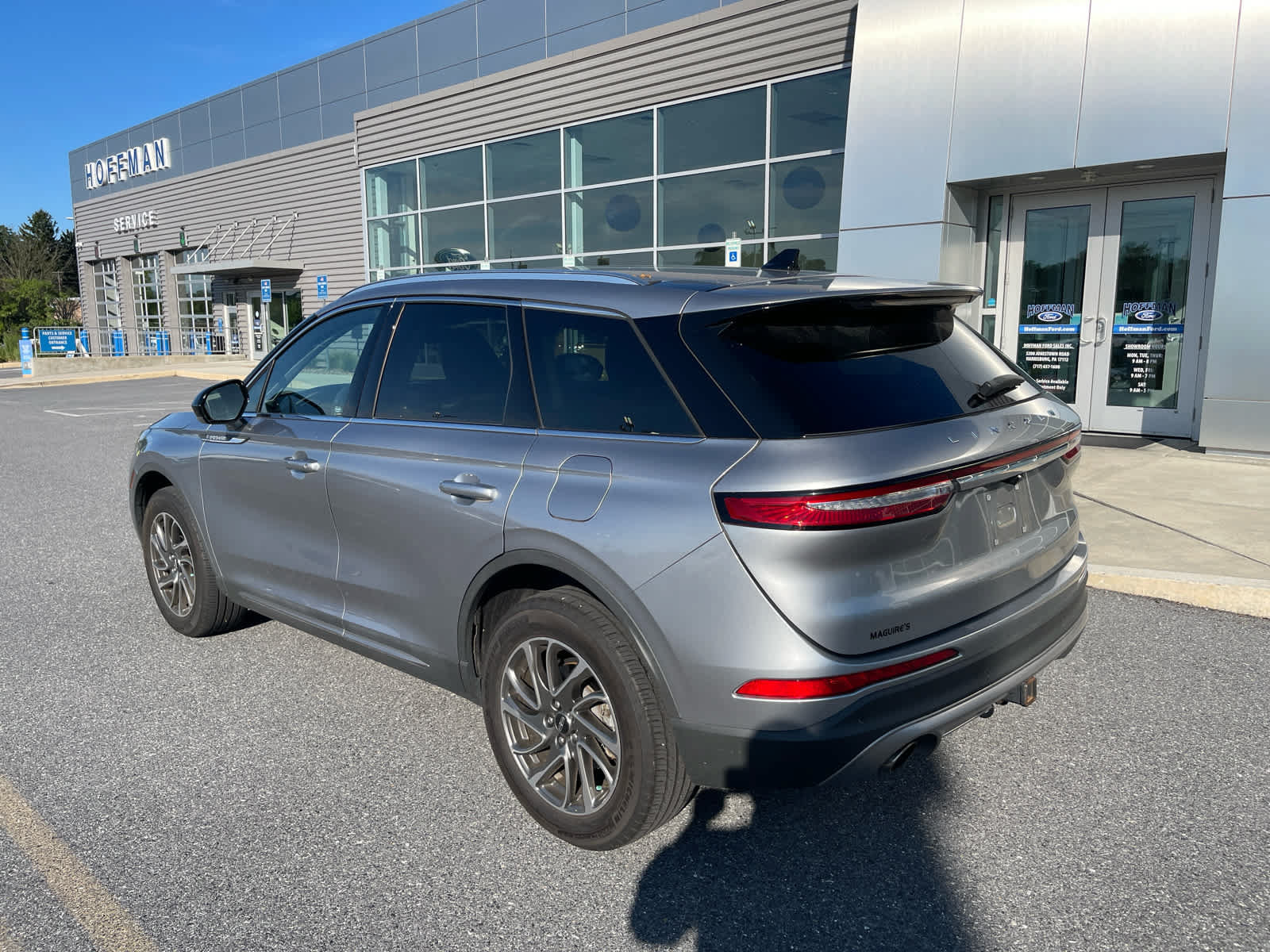 Used 2021 Lincoln Corsair AWD w/ Equipment Group 101A image 3