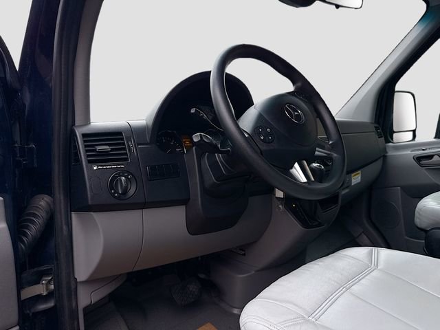 Used 2015 Mercedes-Benz Sprinter 2500 image 10