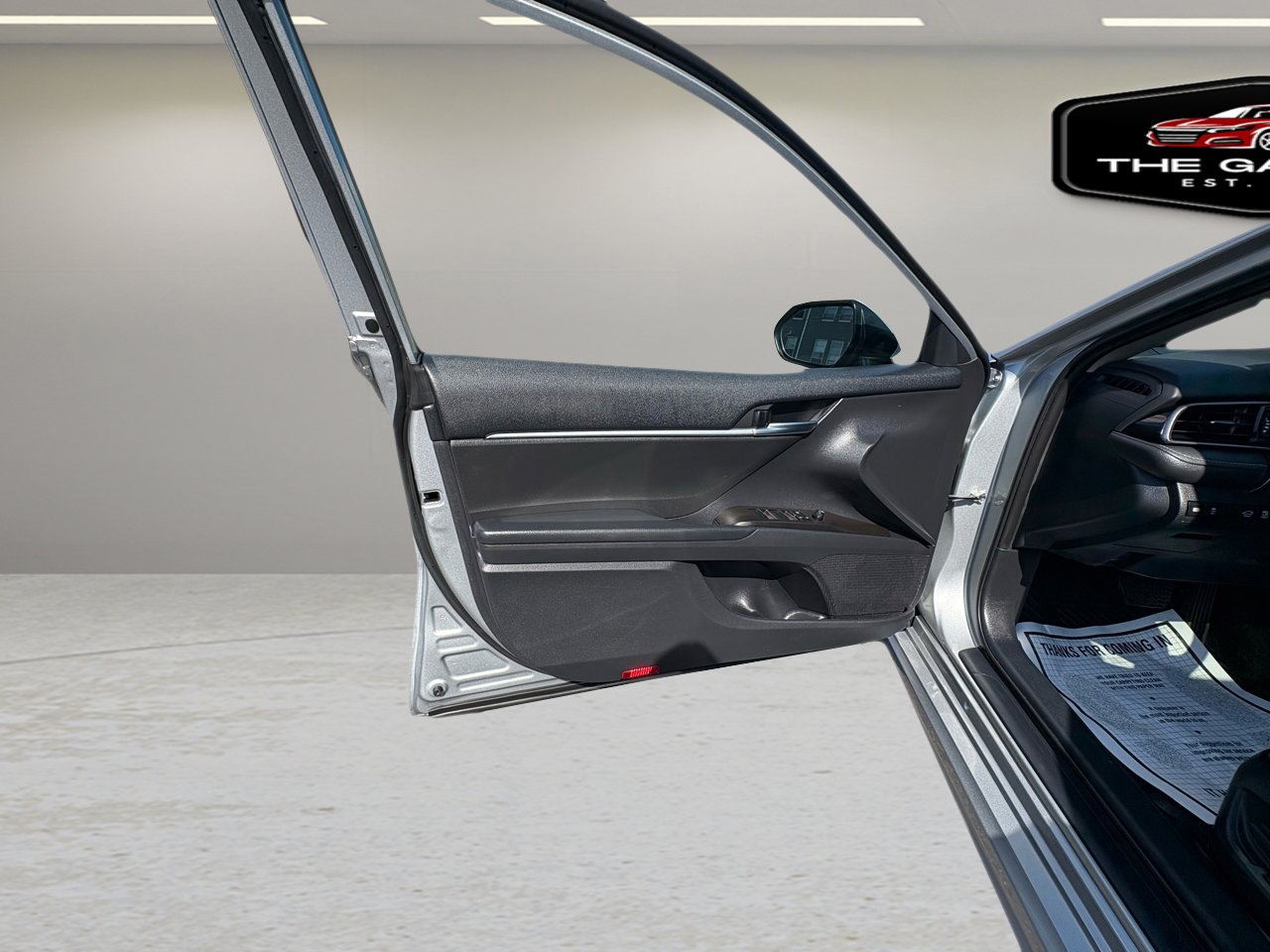 Used 2022 Toyota Camry SE w/ Cold Weather Package image 52