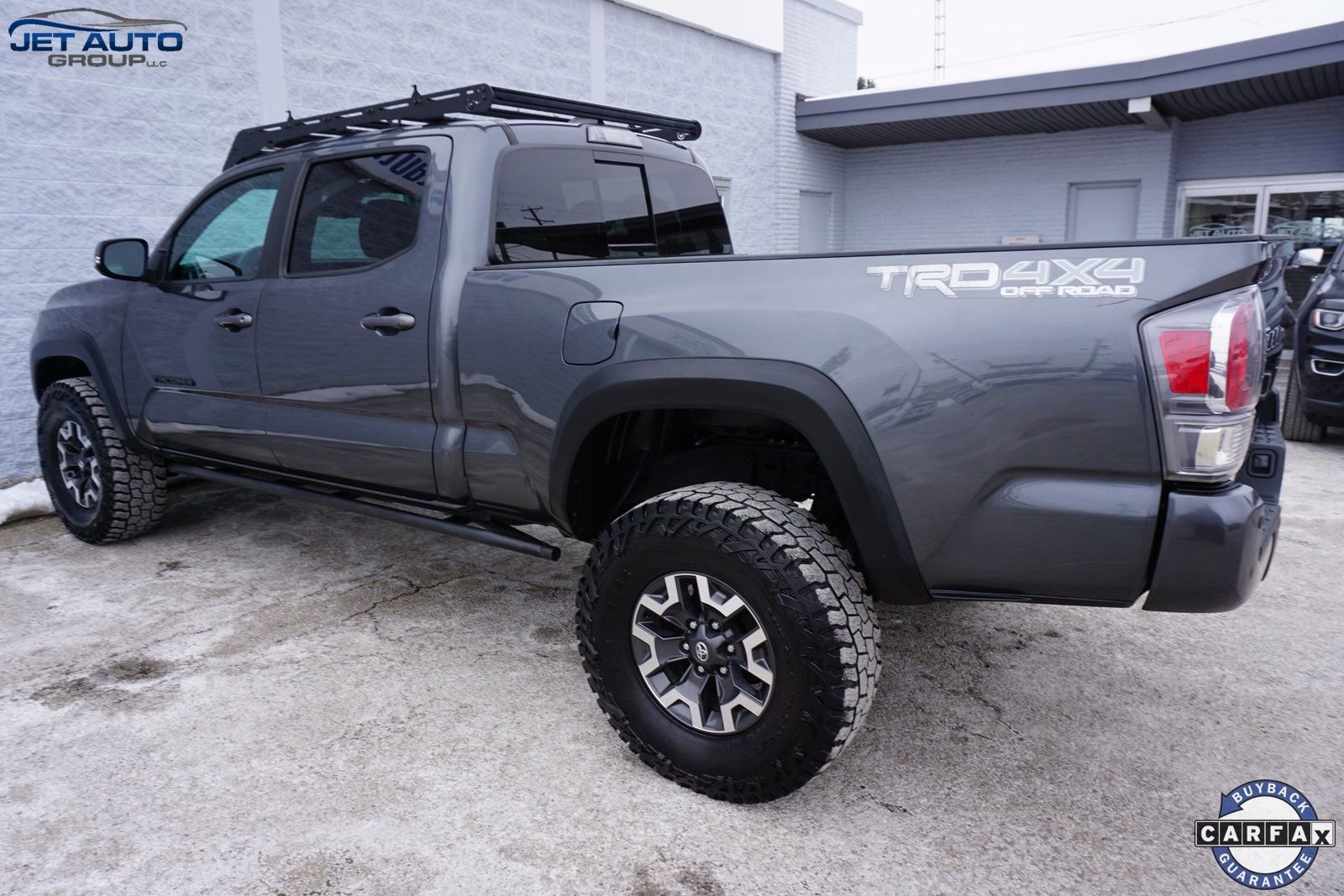 Used 2021 Toyota Tacoma TRD Off-Road w/ Technology Package image 8