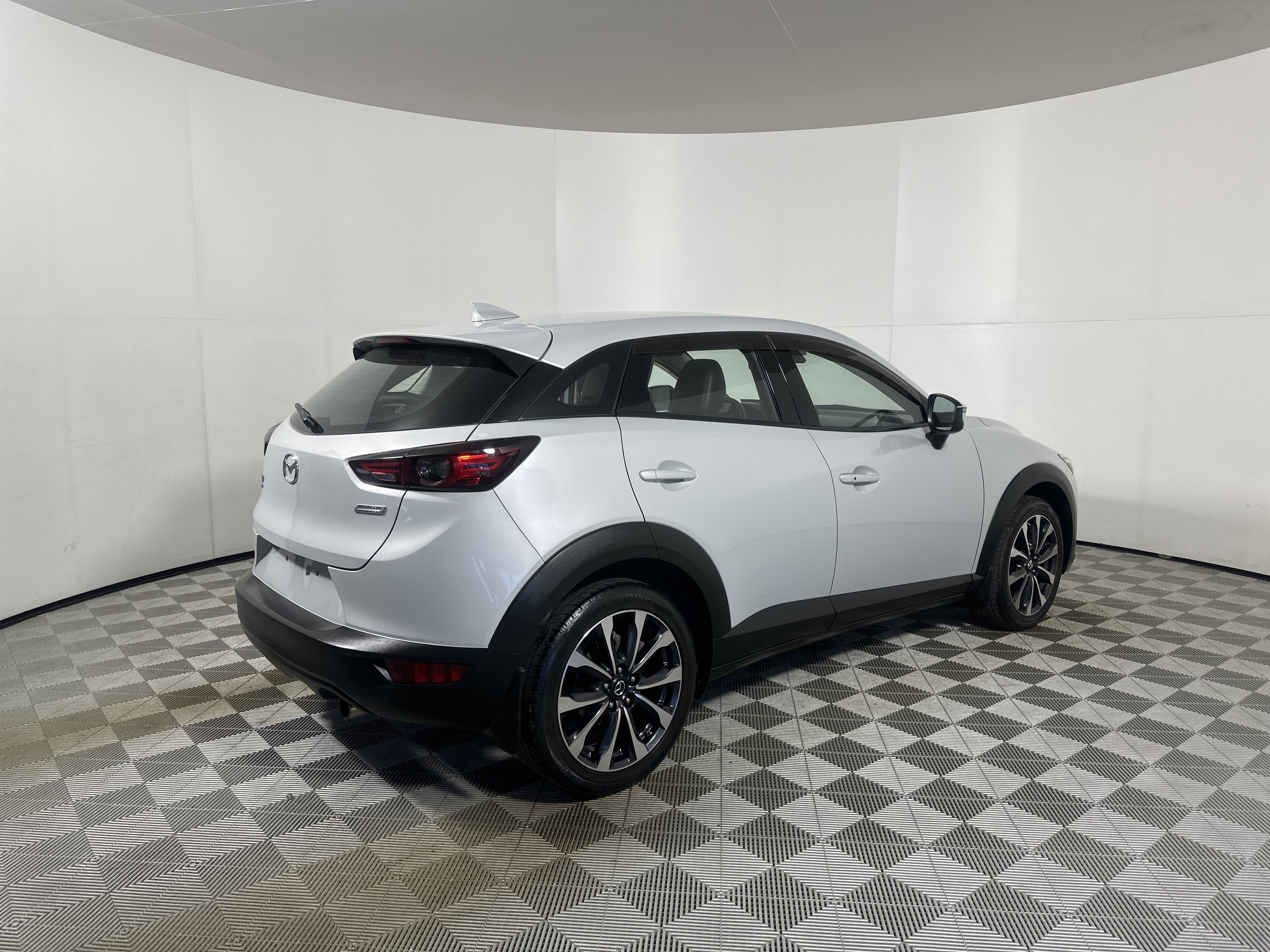 Used 2019 MAZDA CX-3 Touring w/ Touring I-ACTIVSENSE Package image 7