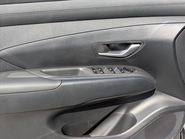 New 2025 Hyundai Tucson SEL image 16