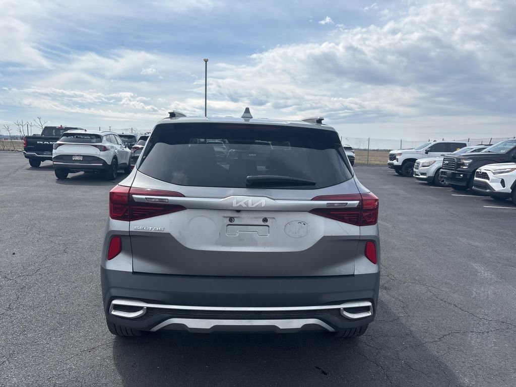 Certified 2023 Kia Seltos SX image 4