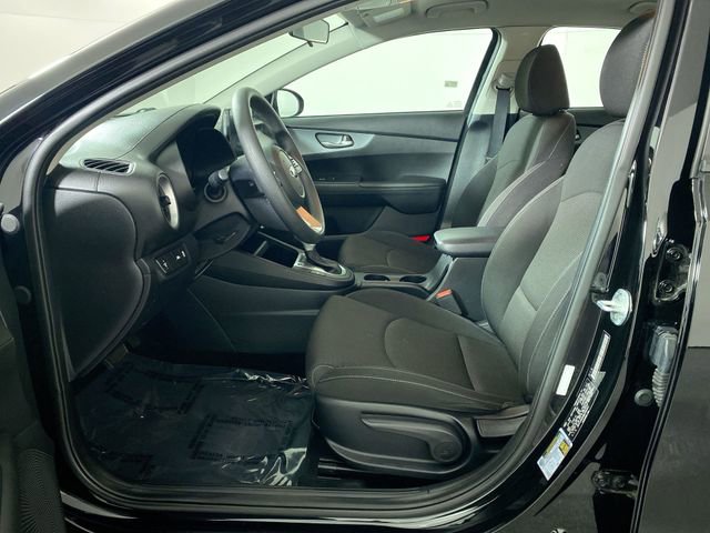 Used 2021 Kia Forte LXS image 4