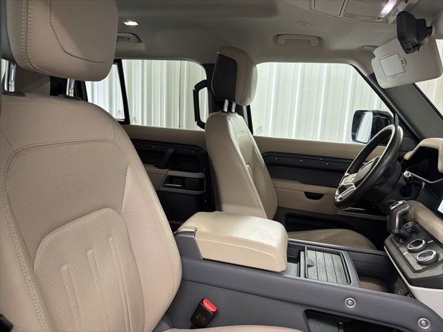 Used 2020 Land Rover Defender 110 SE AWD/4WD image 23