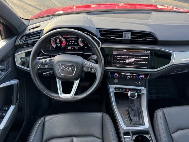 Used 2023 Audi Q3 2.0T Premium Plus w/ Premium Plus Package image 12